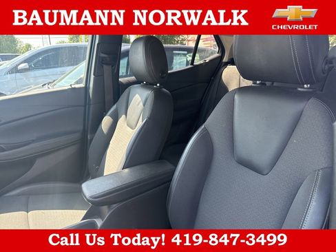 Used 2023 Buick Encore GX Preferred FWD image 17