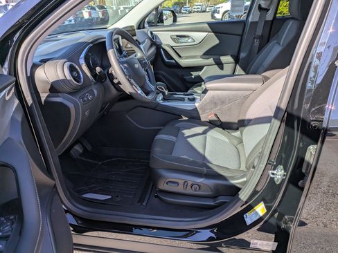 New 2026 Chevrolet Blazer LT image 11