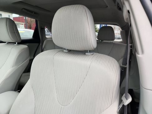 Used 2009 Toyota Venza FWD image 11