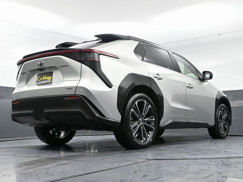 Used 2023 Toyota bZ4X Limited image 51