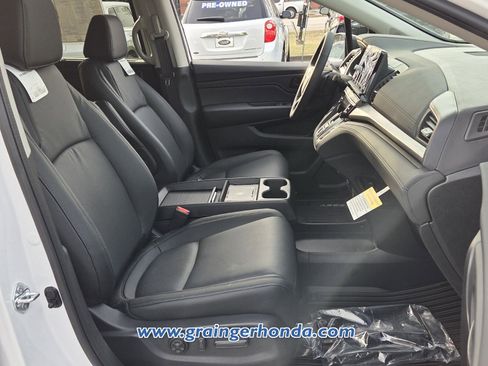New 2026 Honda Odyssey EX-L image 11