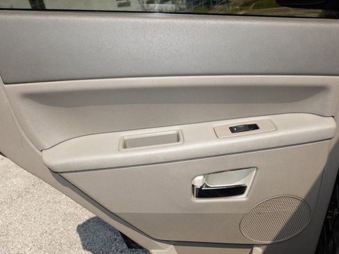 Used 2006 Jeep Grand Cherokee Laredo image 20