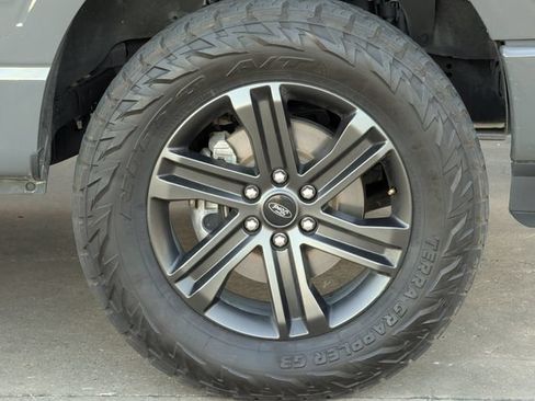 Used 2021 Ford F150 Lariat AWD/4WD image 11