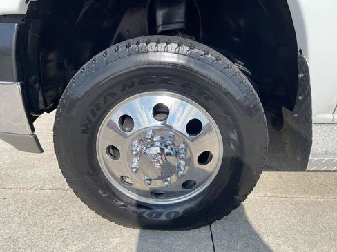 Used 2002 Chevrolet Silverado 3500 LT RWD image 17