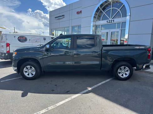 Used 2025 Chevrolet Silverado 1500 LT AWD/4WD image 2