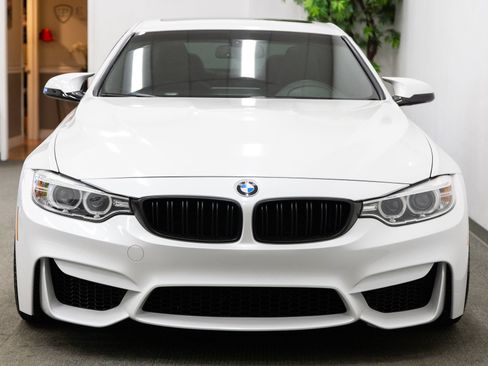 Used 2016 BMW M4 Coupe RWD image 12