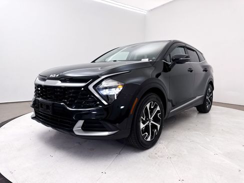 Certified 2023 Kia Sportage EX FWD image 14