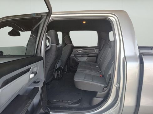 Used 2022 RAM 1500 Big Horn AWD/4WD image 8