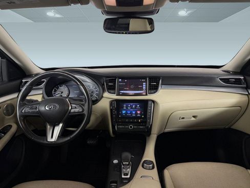 Used 2019 INFINITI QX50 Essential w/ Premium Heat Package image 14
