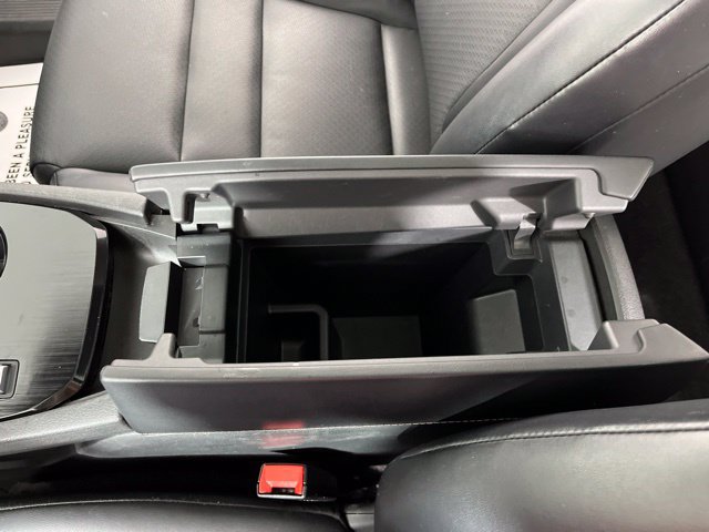 Used 2023 Nissan Rogue SV w/ SV Premium B Package FWD image 30