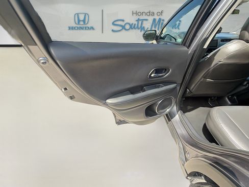Used 2020 Honda HR-V EX image 24