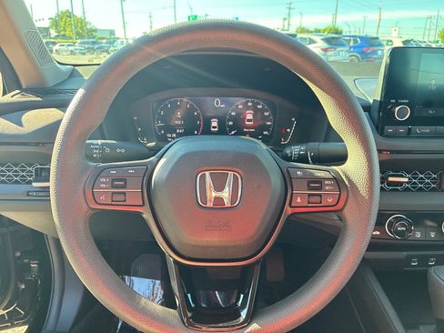Certified 2023 Honda Accord EX image 14