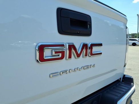 Used 2021 GMC Canyon Elevation Standard w/ Convenience Package RWD image 27