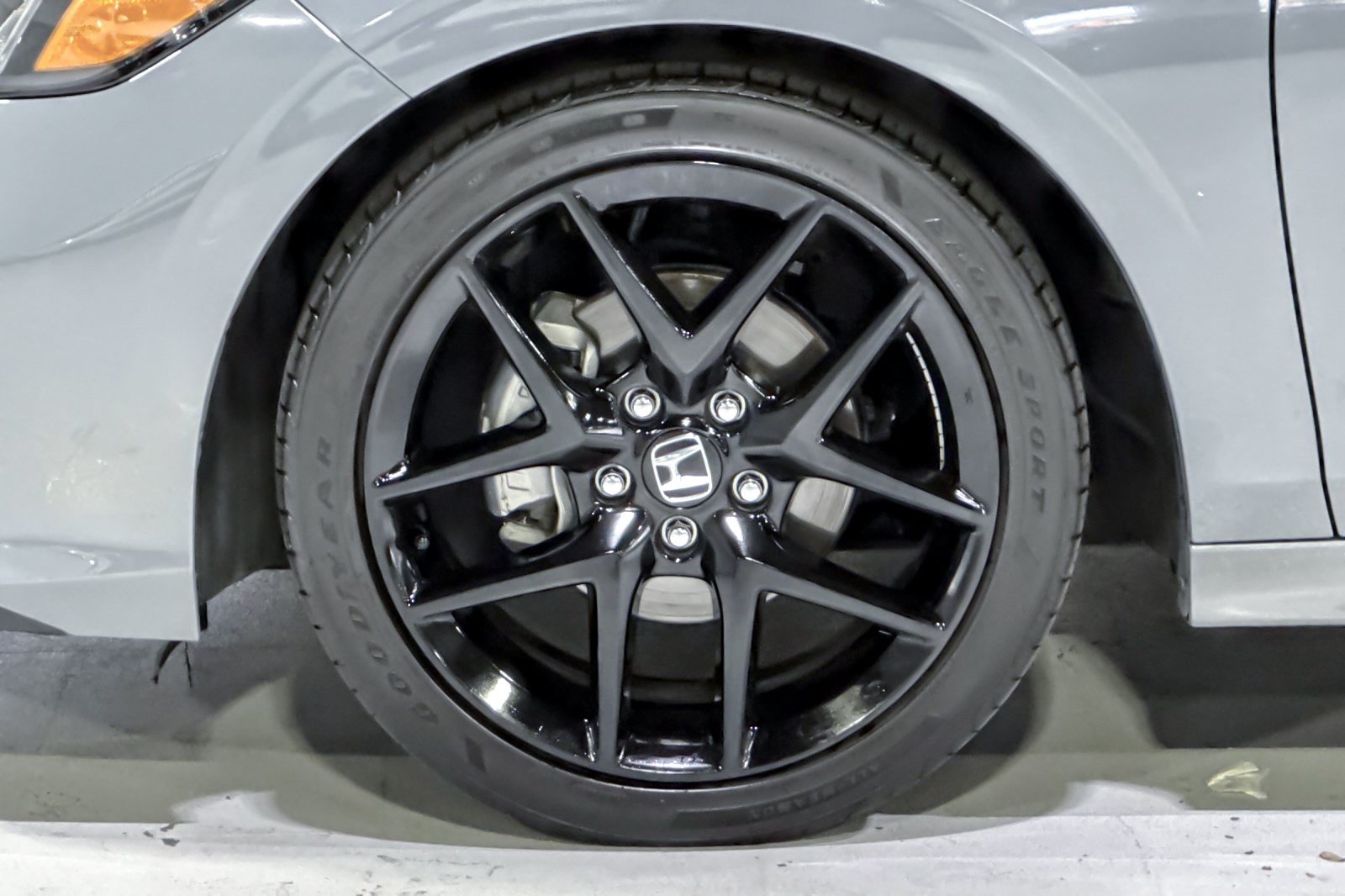 Used 2025 Honda Civic Sport image 13