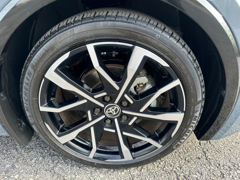 Used 2024 Toyota Prius Prime FWD image 35