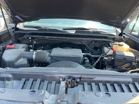 Used 2023 Chevrolet Silverado 3500 LT w/ Convenience Package AWD/4WD image 22