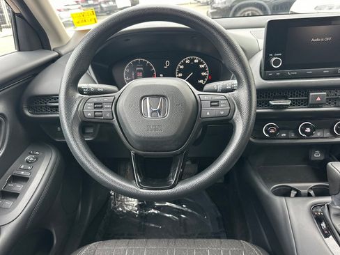 Used 2024 Honda HR-V LX image 17