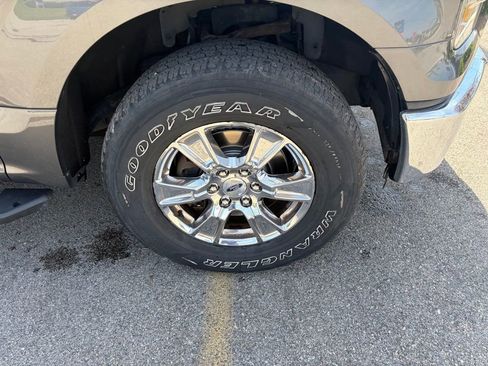 Used 2015 Ford F150 XLT w/ Equipment Group 301A Mid AWD/4WD image 35