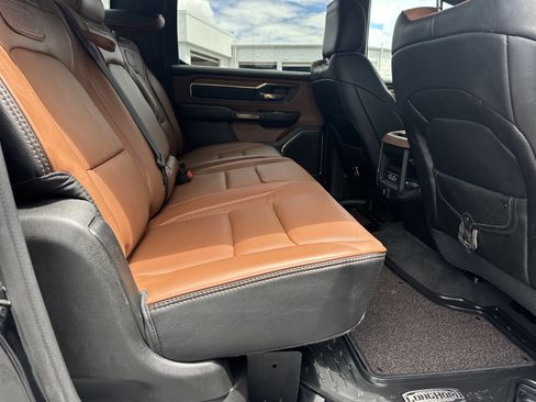 Used 2022 RAM 1500 Limited AWD/4WD image 18