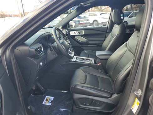 Used 2022 Ford Explorer ST w/ Equipment Group 401A image 12