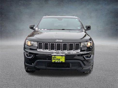 Certified 2017 Jeep Grand Cherokee Laredo image 9