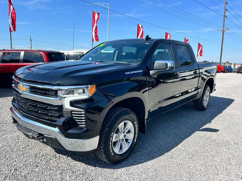Used 2024 Chevrolet Silverado 1500 LT w/ Protection Package AWD/4WD image 17