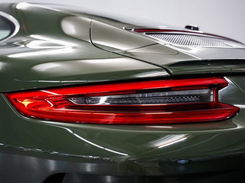 Used 2019 Porsche 911 GT3 RWD image 35