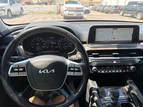 Used 2022 Kia Telluride SX w/ SX Prestige Package AWD/4WD image 18