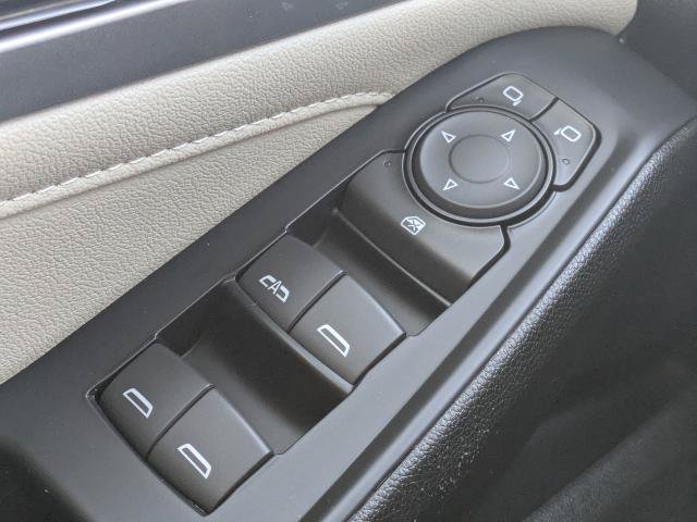 Certified 2023 Chevrolet Traverse LT w/ LPO, Floor Liner Package AWD/4WD image 24