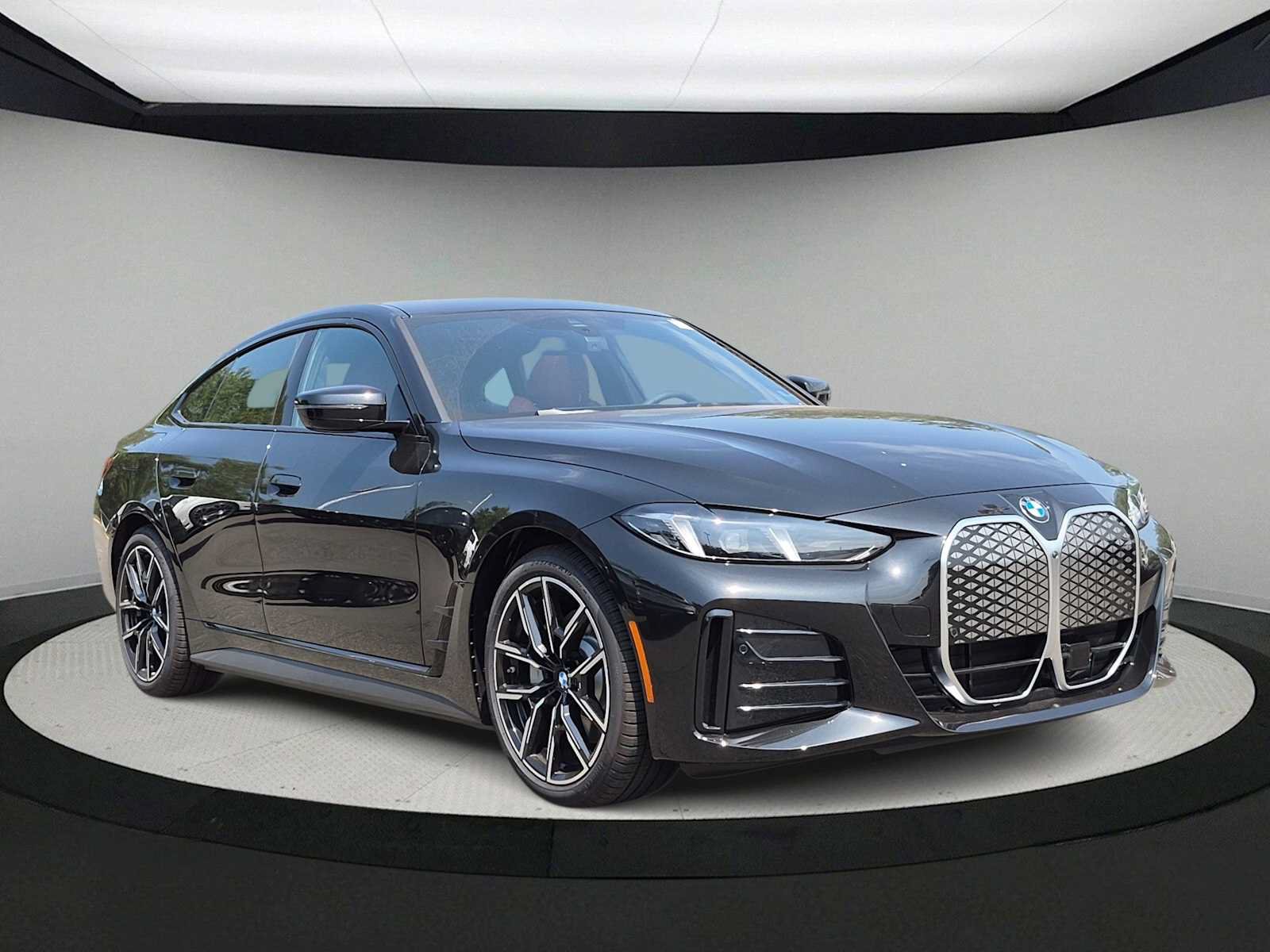 New 2026 BMW i4 xDrive40i w/ M Sport Package AWD/4WD image 2