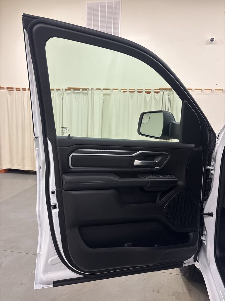 New 2026 RAM 1500 Big Horn w/ Night Edition AWD/4WD image 18