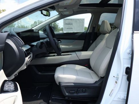 New 2025 Nissan Murano SL image 7