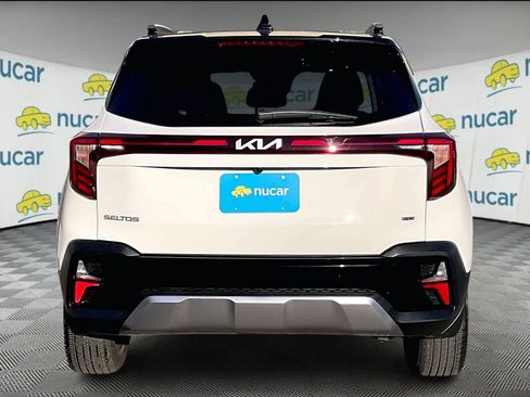 Used 2025 Kia Seltos S image 5
