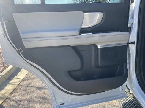 Certified 2025 Ford Expedition Active image 14