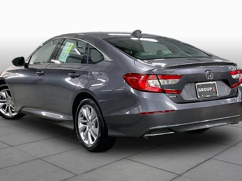 Used 2018 Honda Accord LX image 12