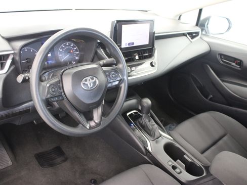Used 2024 Toyota Corolla LE FWD image 13