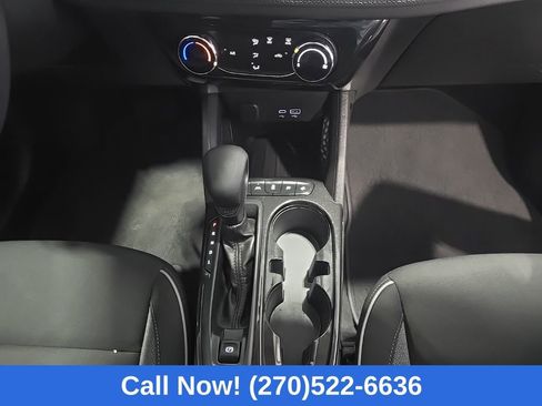 Used 2025 Chevrolet TrailBlazer LT FWD image 28