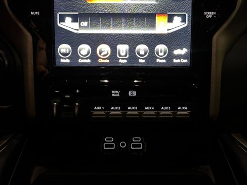 Used 2021 RAM 4500 Laramie AWD/4WD image 10
