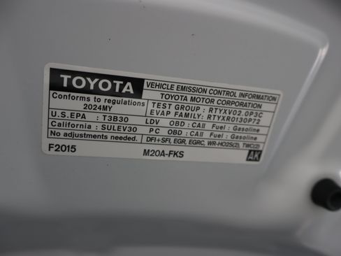 Used 2024 Toyota Corolla LE FWD image 19