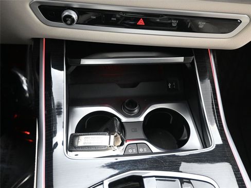 Used 2023 BMW X7 M60i w/ Executive Package image 15