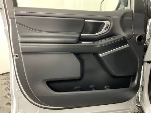 New 2026 Ford Expedition Platinum w/ Stealth Appearance Package AWD/4WD image 12
