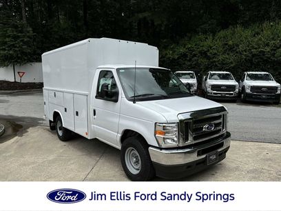 New 2025 Ford E-450 and Econoline 450 Super Duty w/ Power Equipment Group