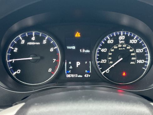 Used 2019 Mitsubishi Outlander ES image 28