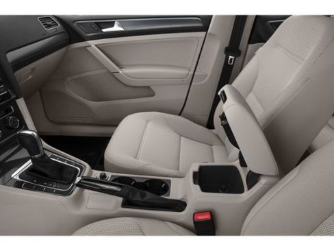 Used 2019 Volkswagen Golf S FWD image 15