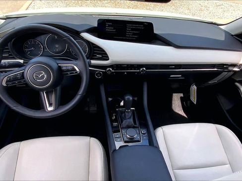 Used 2024 MAZDA MAZDA3 2.5 Turbo Sedan w/Premium Plus image 15