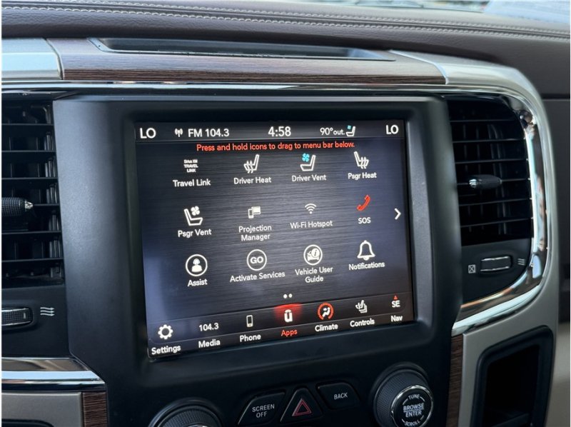 Used 2018 RAM 1500 Laramie w/ Convenience Group AWD/4WD image 43