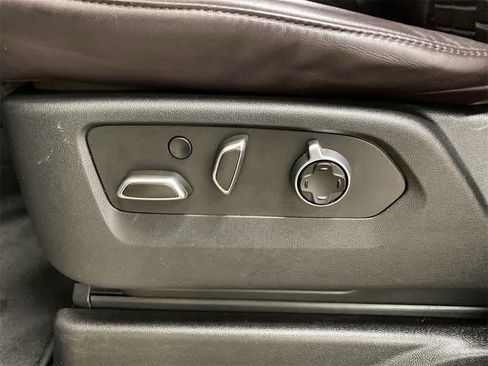 Used 2021 Cadillac Escalade Sport Platinum image 15