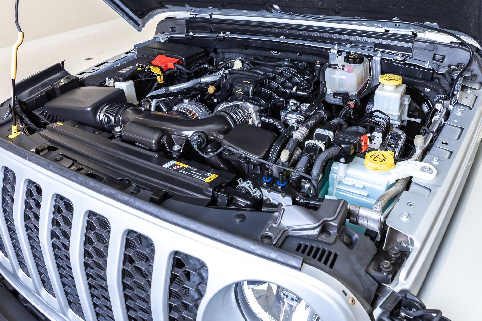 Used 2023 Jeep Gladiator Sport AWD/4WD image 46