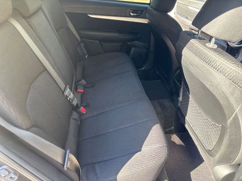 Used 2012 Subaru Outback 2.5i Premium w/ All-Weather Pkg image 24