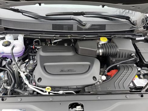 New 2026 Chrysler Voyager LX FWD image 31